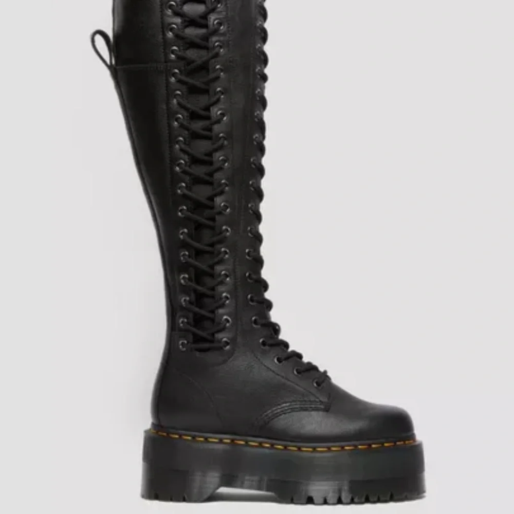 DR. MARTENS Azreya MAX 26 Eye PLATFORM Men’s 10 NIB RARE LAST ONE